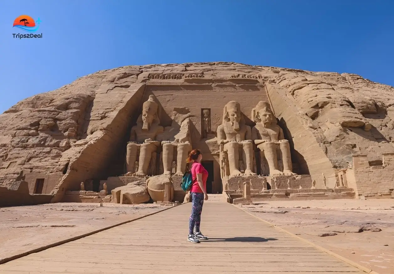 Day trip from Cairo to Abu Simbel by plane